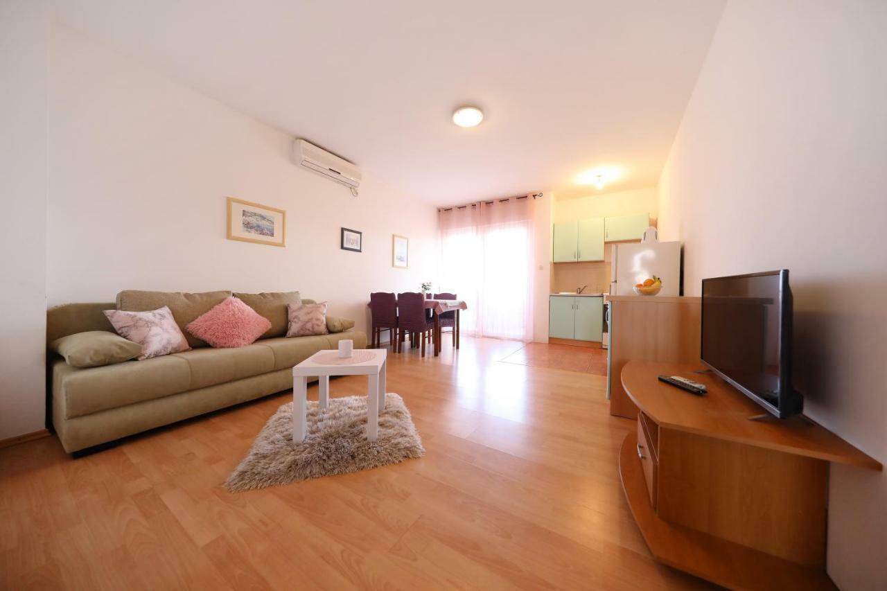 Apartmani Junto Преко Екстер'єр фото